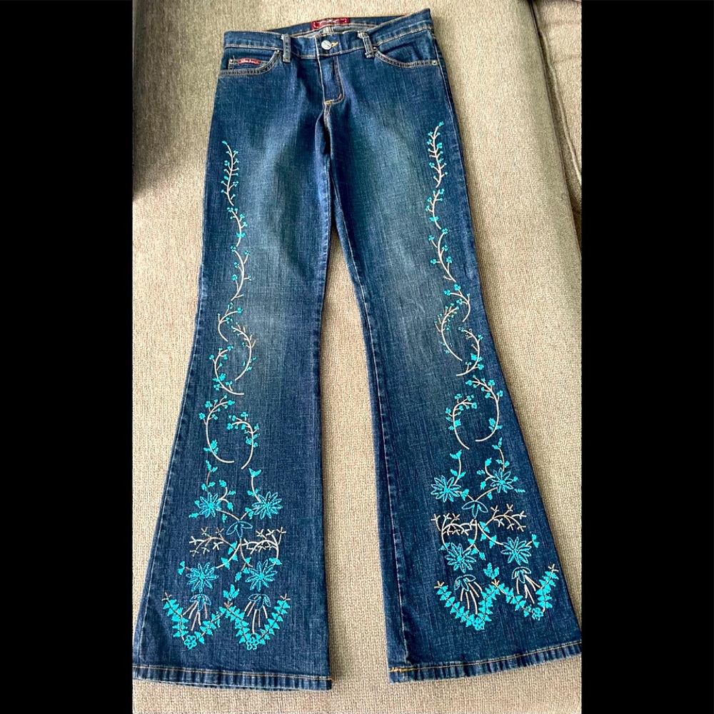 Women’s Size Med. beaded denim jeans by Sans Souci